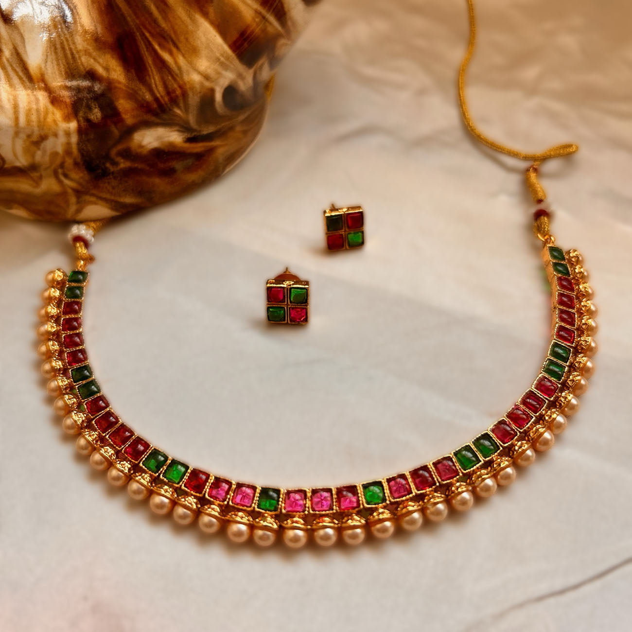 ANTIQUE KUNDAN NECKLACE SET