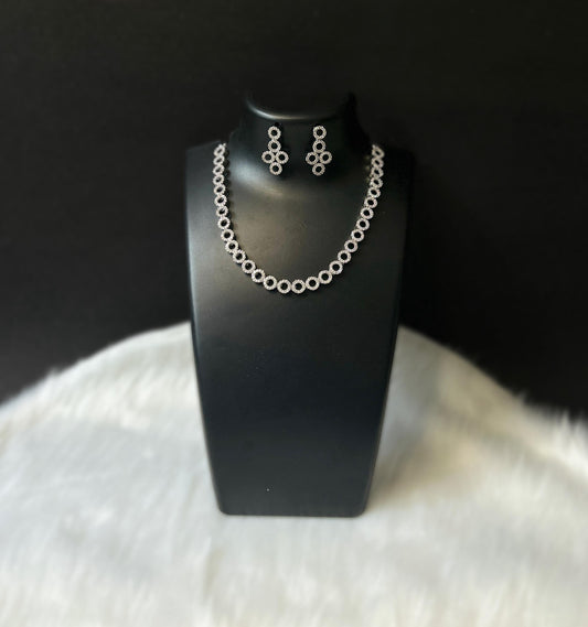 ROUND SILVER PLATED AMERICAN DIAMOND NECKLACE